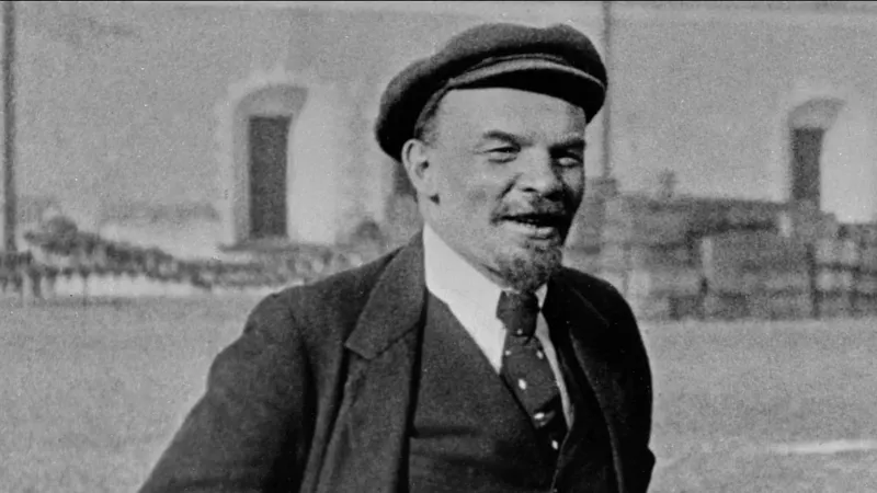 tiểu sử Vladimir Ilyich Lenin 9