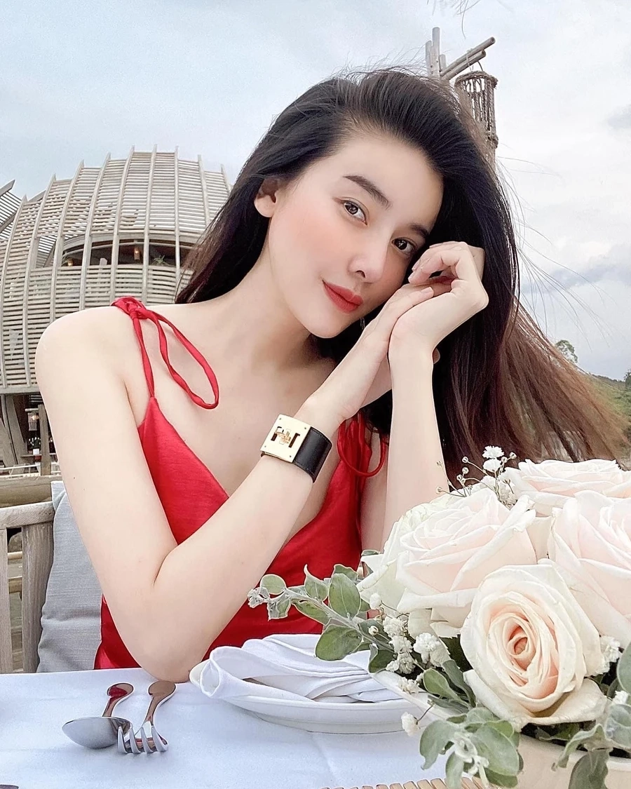 Cao Thái Hà và Minh Hằng là cặp đôi nổi bật