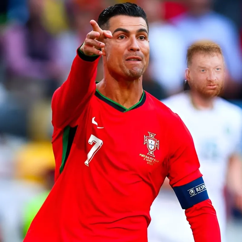 Ronaldo siuuu meme khiến bạn không thể quên những pha ăn mừng