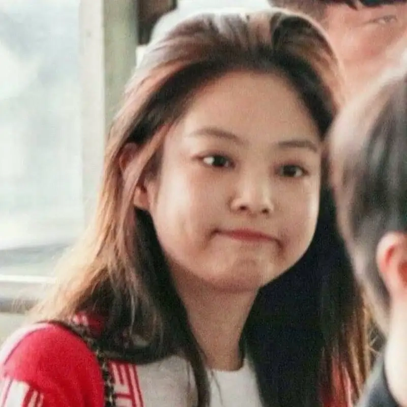 Meme Jennie dễ thương khiến bạn cảm thấy vui vẻ