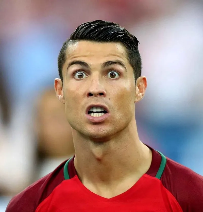 Meme ronaldo messi thể hiện cuộc chiến không hồi kết giữa hai huyền thoại