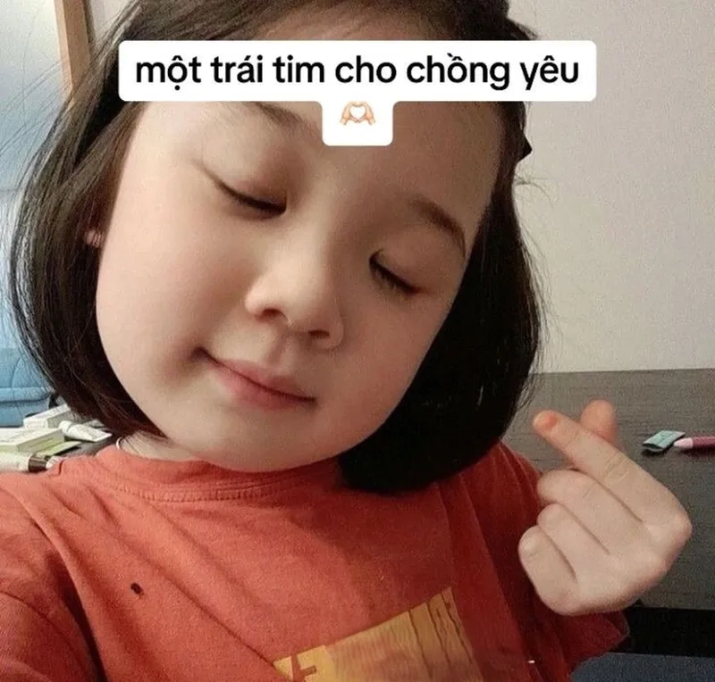 Thả tim meme để thể hiện tình cảm của bạn ngay bây giờ