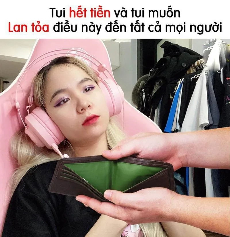 Meme cho tiền thể hiện tình cảm mãnh liệt