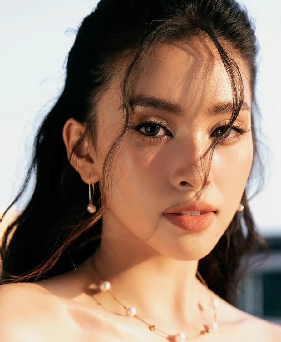 Trần Tiểu Vy Miss World 2018 gây ấn tượng mạnh