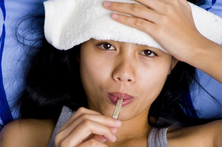 Mẹo Dân Gian Chữa Sốt Rét: An Toàn Và Hiệu Quả Tại Nhà