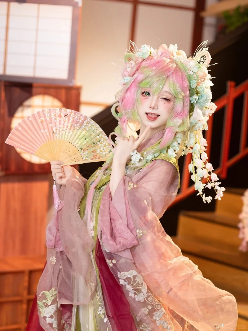 Tổng hợp gái mặc đồ cosplay game chất lượng cao đầy cá tính