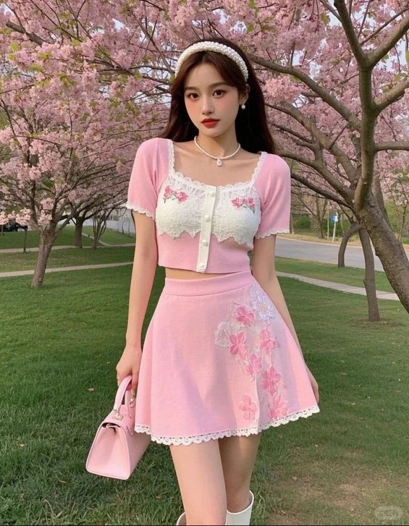 Ngắm gái mặc váy ngắn đẹp với thần thái tự tin cuốn hút