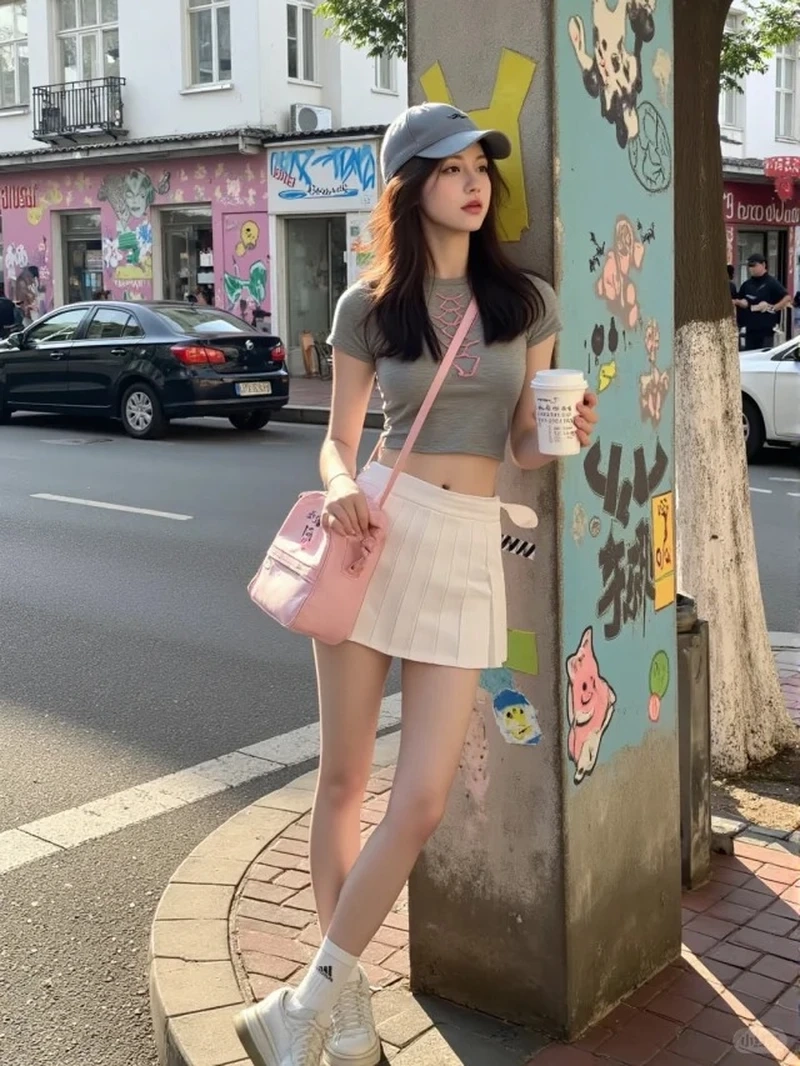 Chuẩn gu giới trẻ cùng gái mặc váy ngắn street style