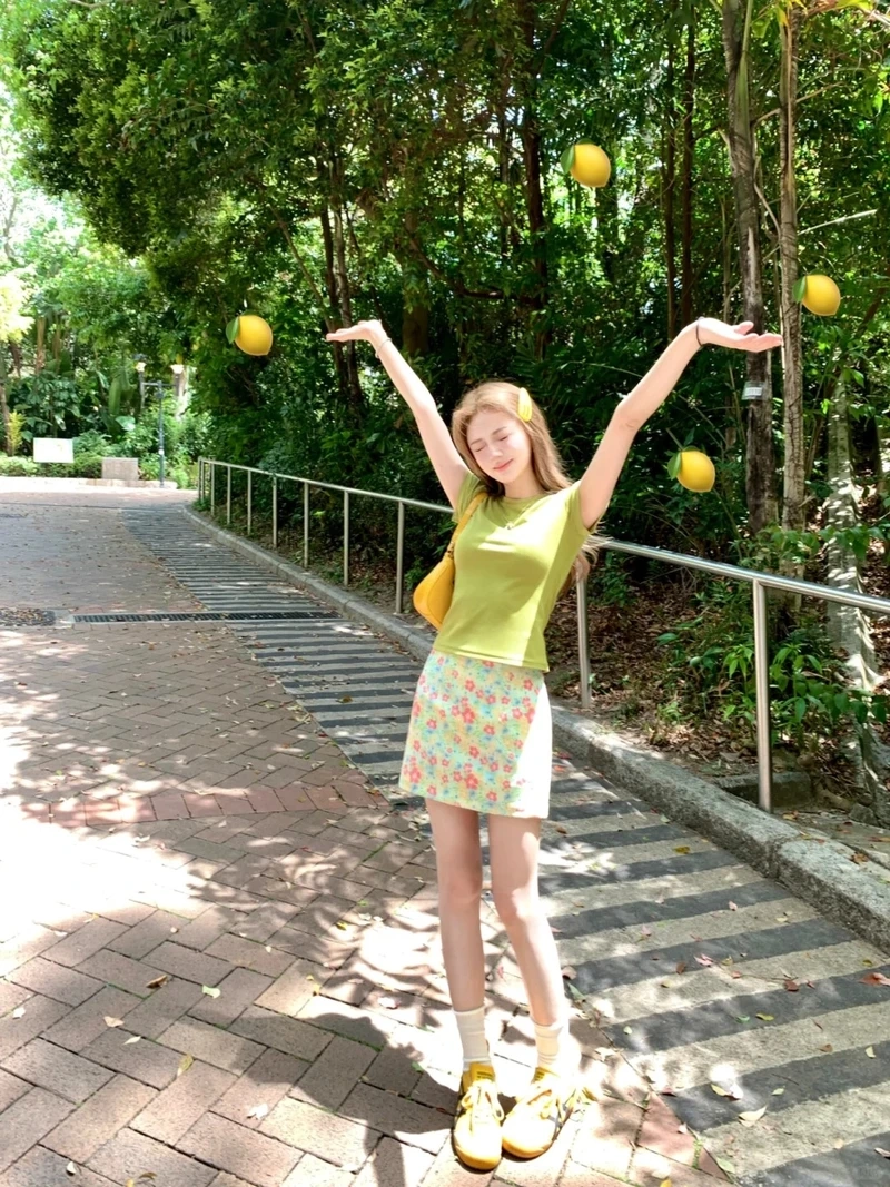 Outfit lý tưởng cho buổi hẹn từ gái mặc váy ngắn đi chơi