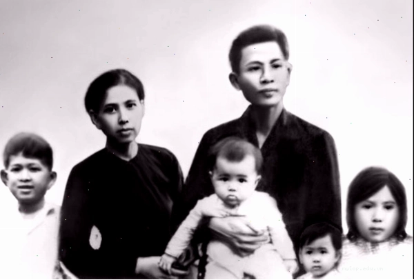 Cha mẹ của Đồng chí Võ Văn Thưởng