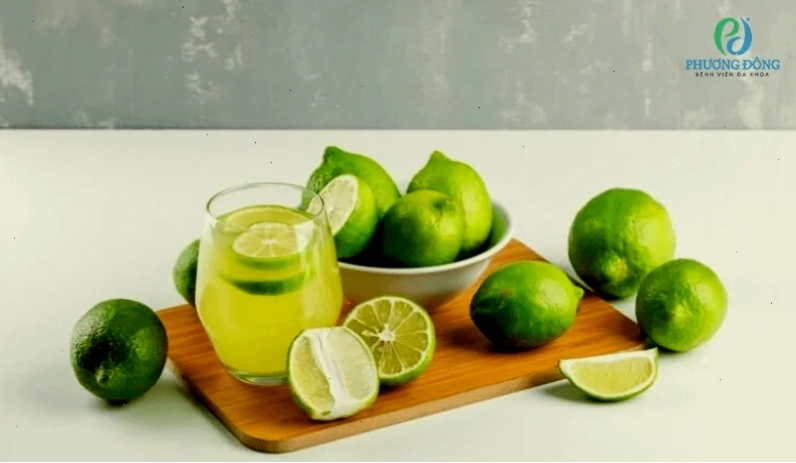 Chanh tươi giàu vitamin C hỗ trợ tăng cường đề kháng