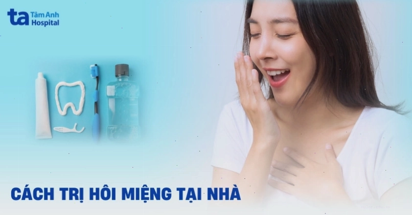 Đánh răng và vệ sinh lưỡi đúng cách là mẹo vặt chữa hôi miệng tại nhà hiệu quả