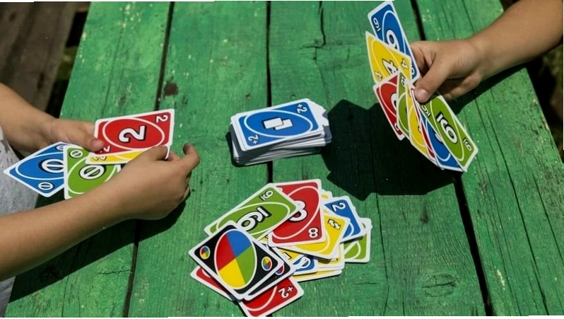 Hướng dẫn cách chơi bài Uno