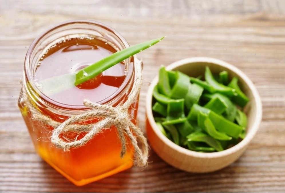 Mặt nạ nha đam sữa chua làm sáng và đều màu da