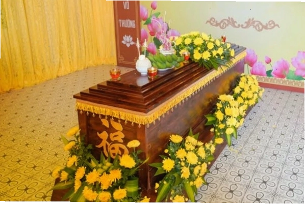 Tại sao phải đốt đèn dưới quan tài trong một số nghi thức tang lễ