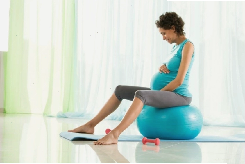 Tập với bóng là cách chuyển dạ nhanh