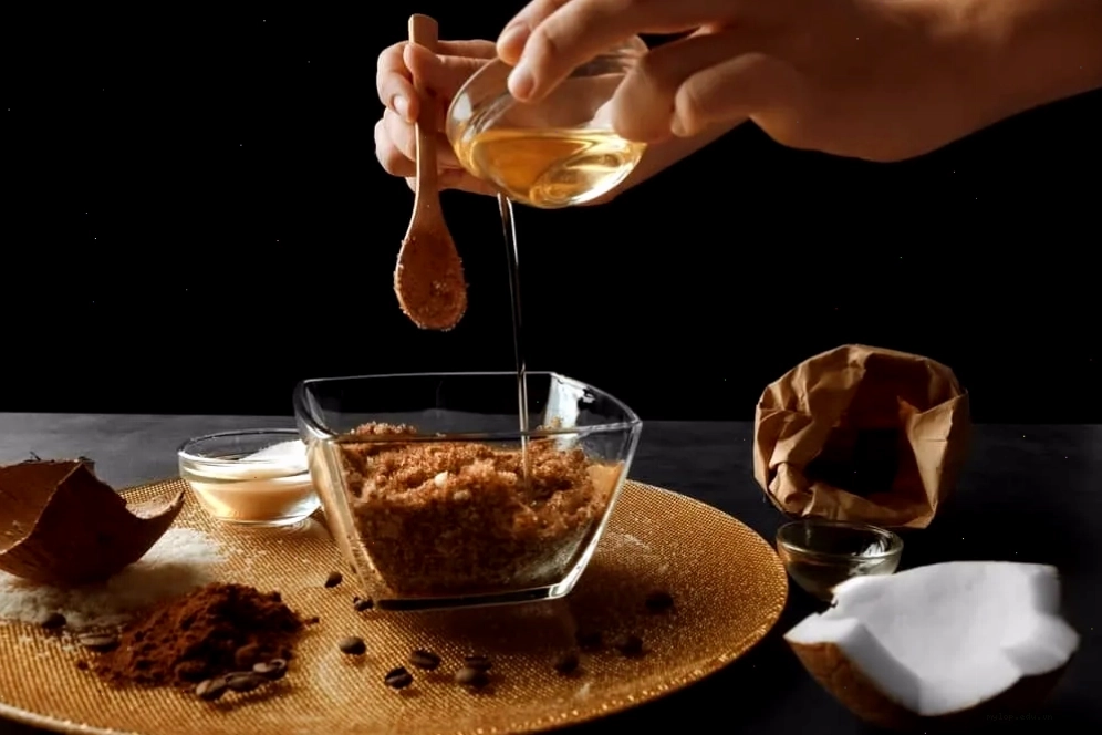 Thoa kem dưỡng trắng da body hàng ngày để đạt hiệu quả nhanh chóng