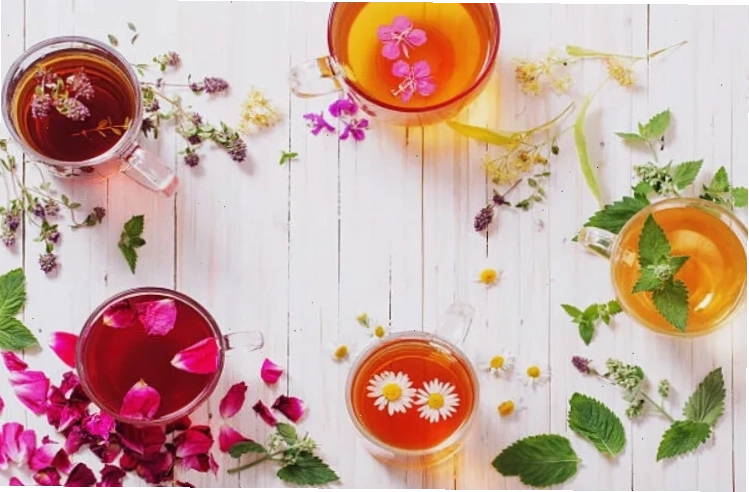 Trà thảo mộc có thể hỗ trợ giảm mỡ bụng khi kết hợp với chế độ sinh hoạt hợp lý