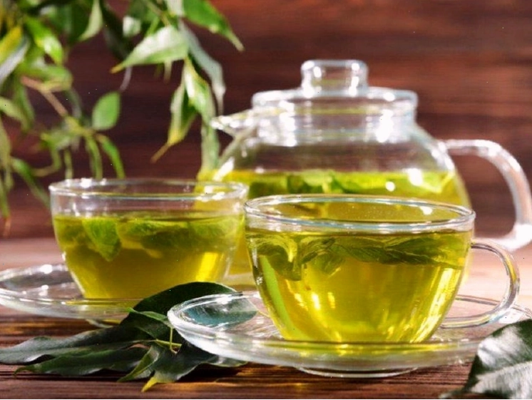 Trà xanh giúp tăng cường đốt cháy chất béo và hỗ trợ giảm mỡ bụng