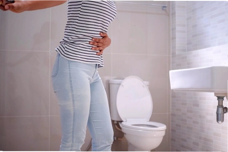 Trẻ bị đái dắt thường xuyên đi tiểu lượng ít