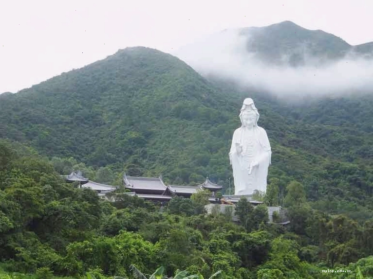Tượng Phật Quán Thế Âm Tại Tsz Shan Monastery
