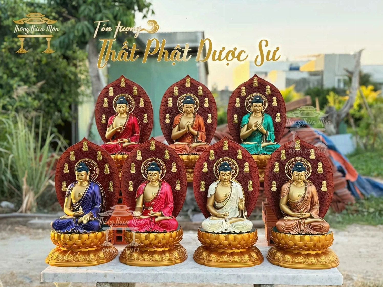 Tượng Thất Phật Dược Sư với ánh sáng từ bi