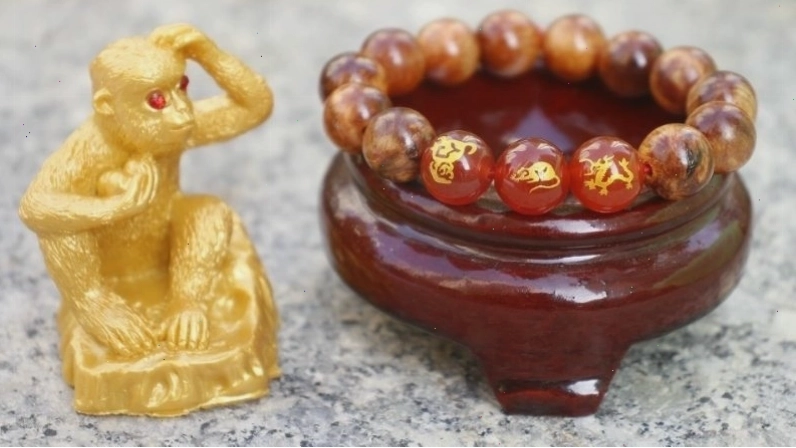 Vòng tay tam hợp cầu tình duyên