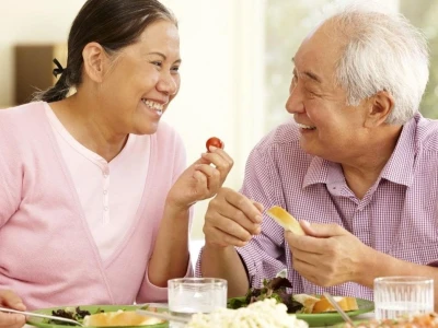 Bí quyết trị táo bón cho người già hiệu quả và mẹo dân gian