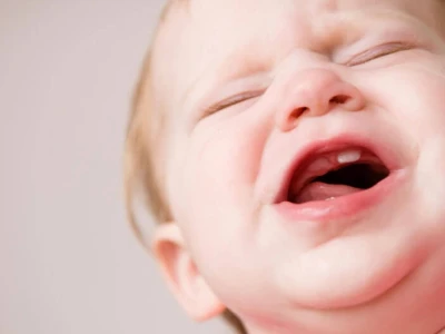 Mẹo Dân Gian Chữa Sốt Mọc Răng Cho Bé Hiệu Quả Tại Nhà